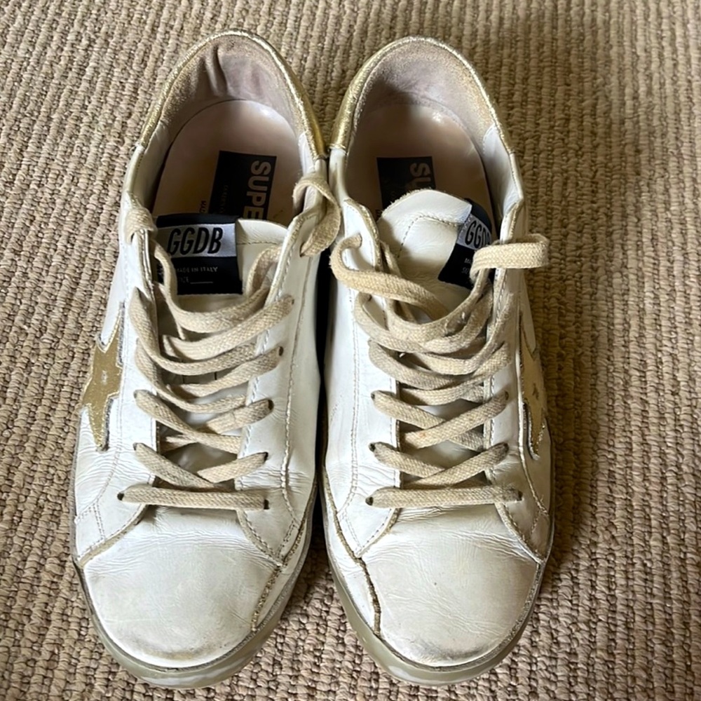Golden Goose Superstars